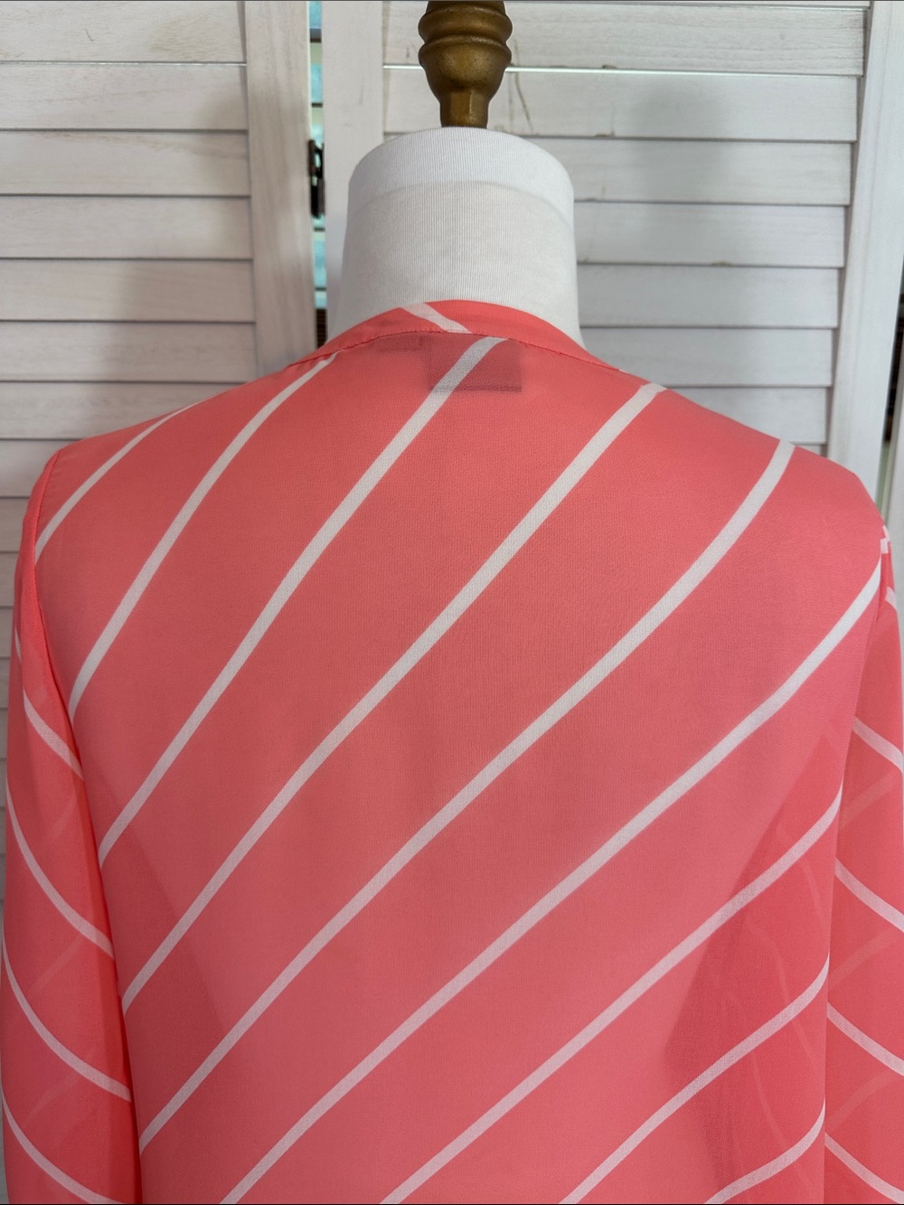 Chico's Chiffon Tunic Size 12 Pink LW Flowy - Picture 8 of 14